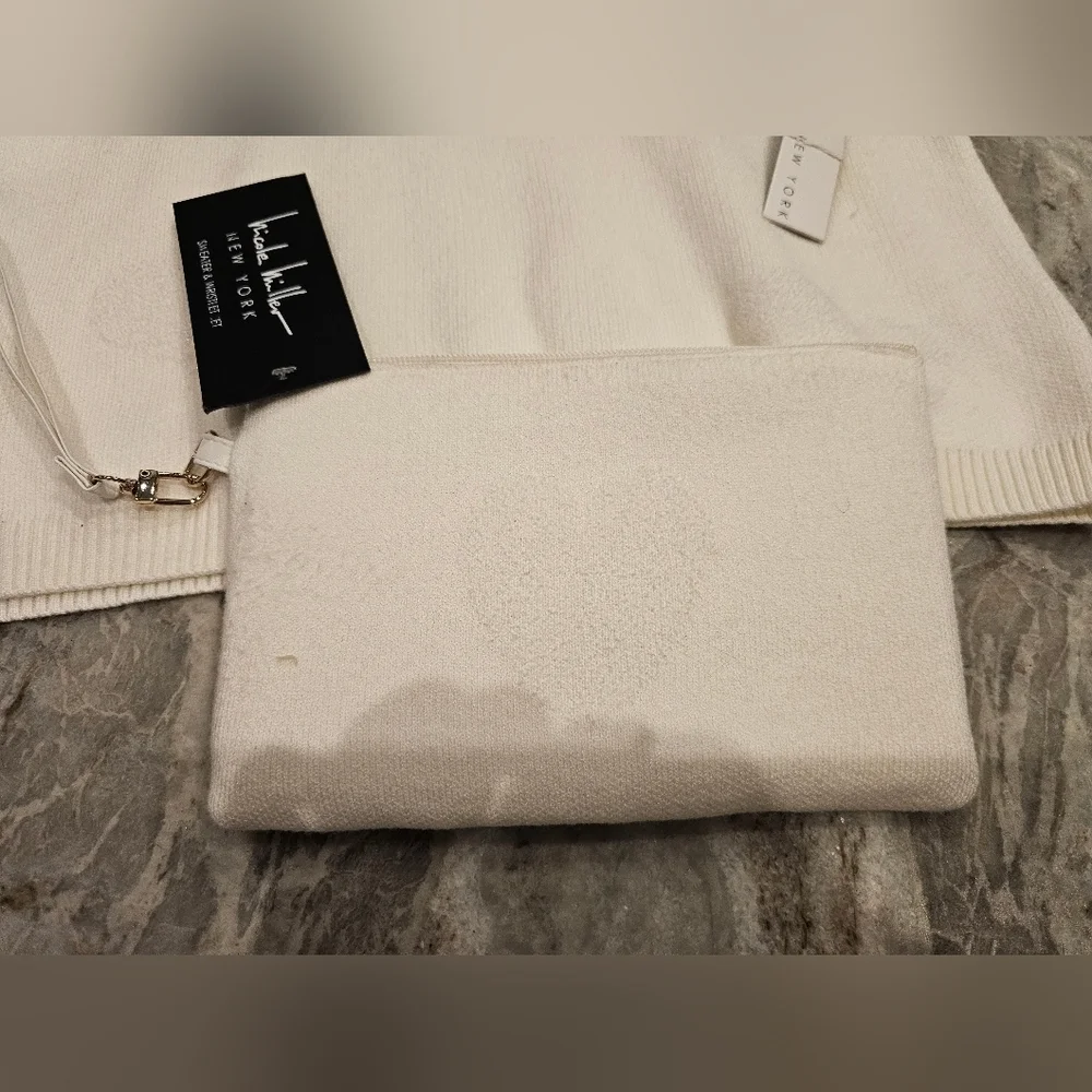 NWT Nicole Miller Cream Heart Knit Sweater + Matching Wristlet | Medium